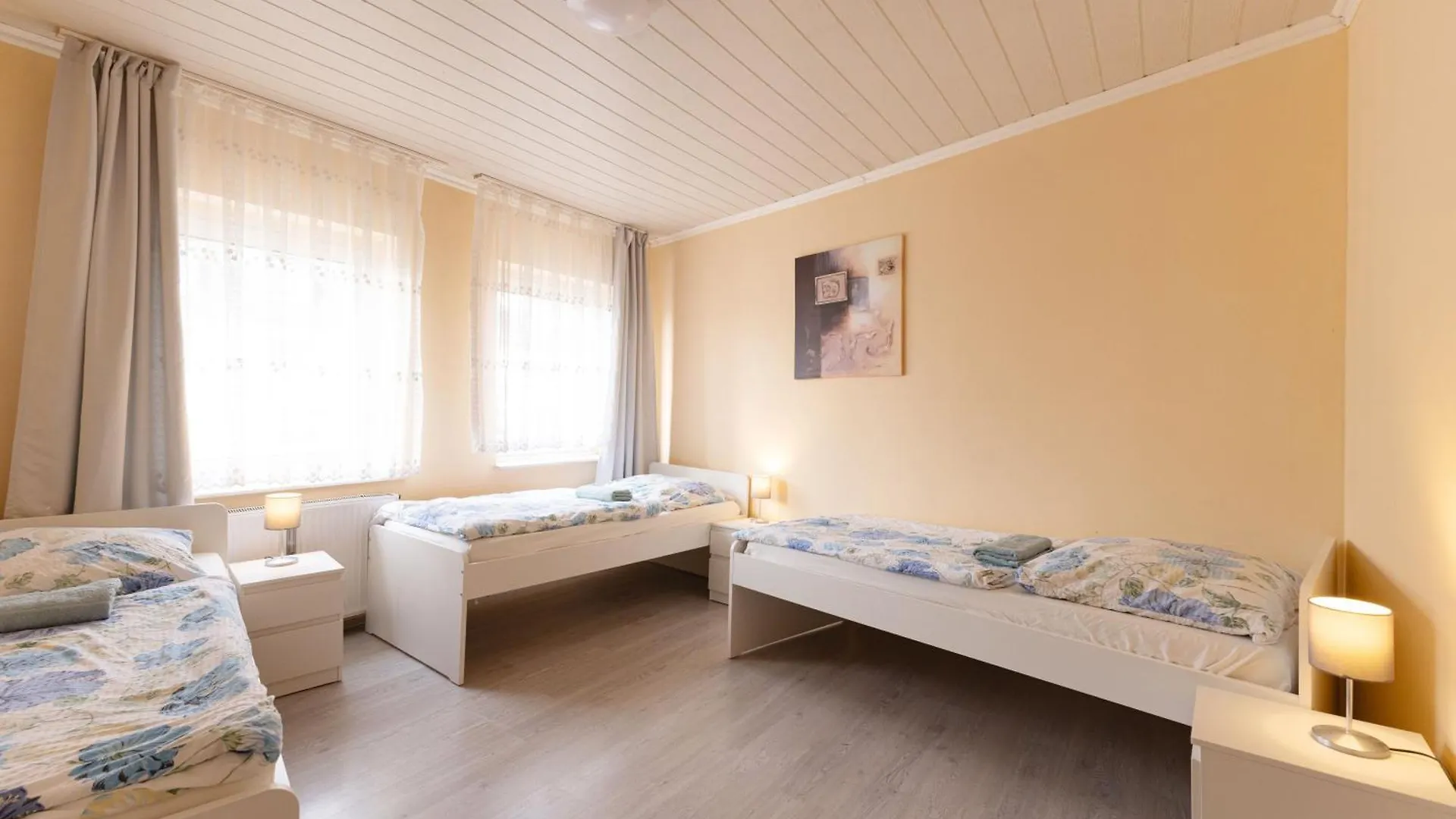 W4-8 Messe Monteurzimmer Koeln Γερμανία